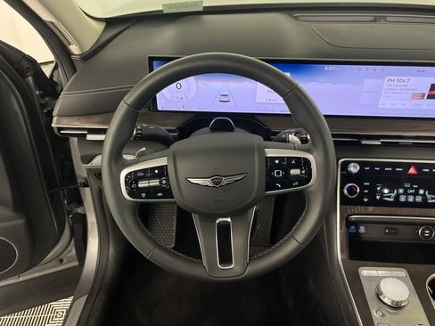 Used 2025 Genesis GV80 2.5T Advanced image 18