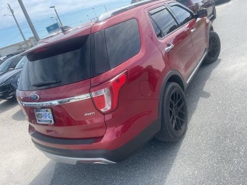 Used 2017 Ford Explorer Limited AWD/4WD image 15