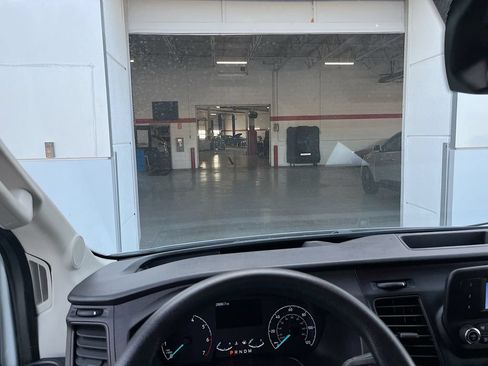 Used 2024 Ford Transit 250 148 Medium Roof Extended AWD image 21