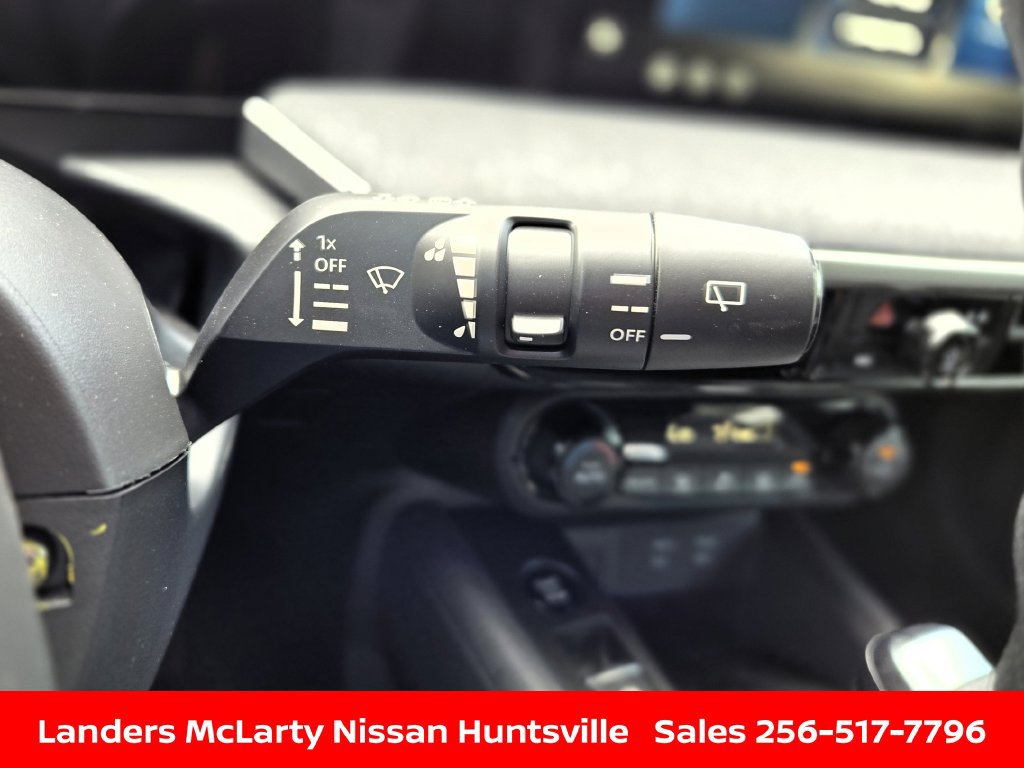 Used 2026 Nissan Kicks SV w/ SV Premium Package FWD image 22