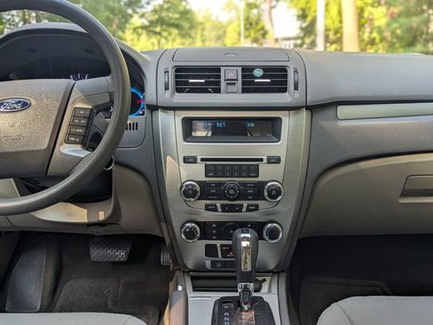 Used 2012 Ford Fusion SE FWD image 19