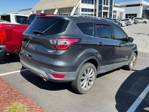 Used 2017 Ford Escape Titanium image 6