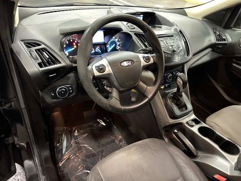 Used 2015 Ford Escape SE image 22
