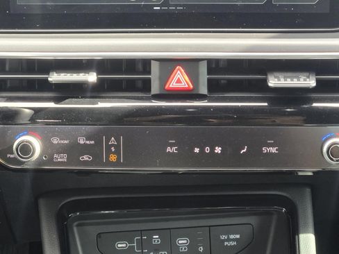 Used 2025 Kia K5 GT FWD image 38