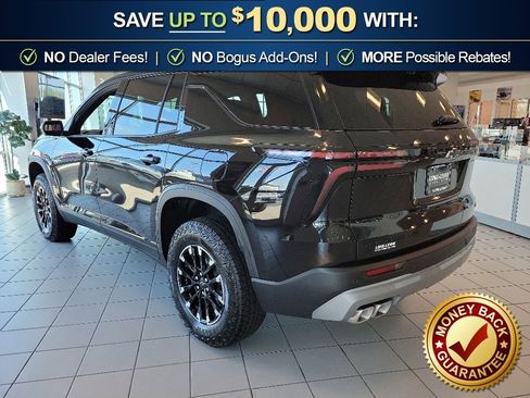 New 2026 Chevrolet Traverse Z71 w/ Driver Confidence Package AWD/4WD image 8