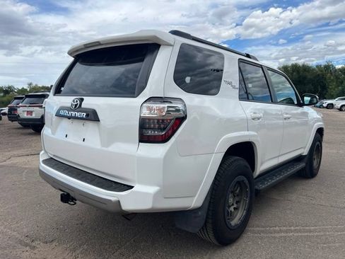 Used 2019 Toyota 4Runner TRD Off-Road AWD/4WD image 5