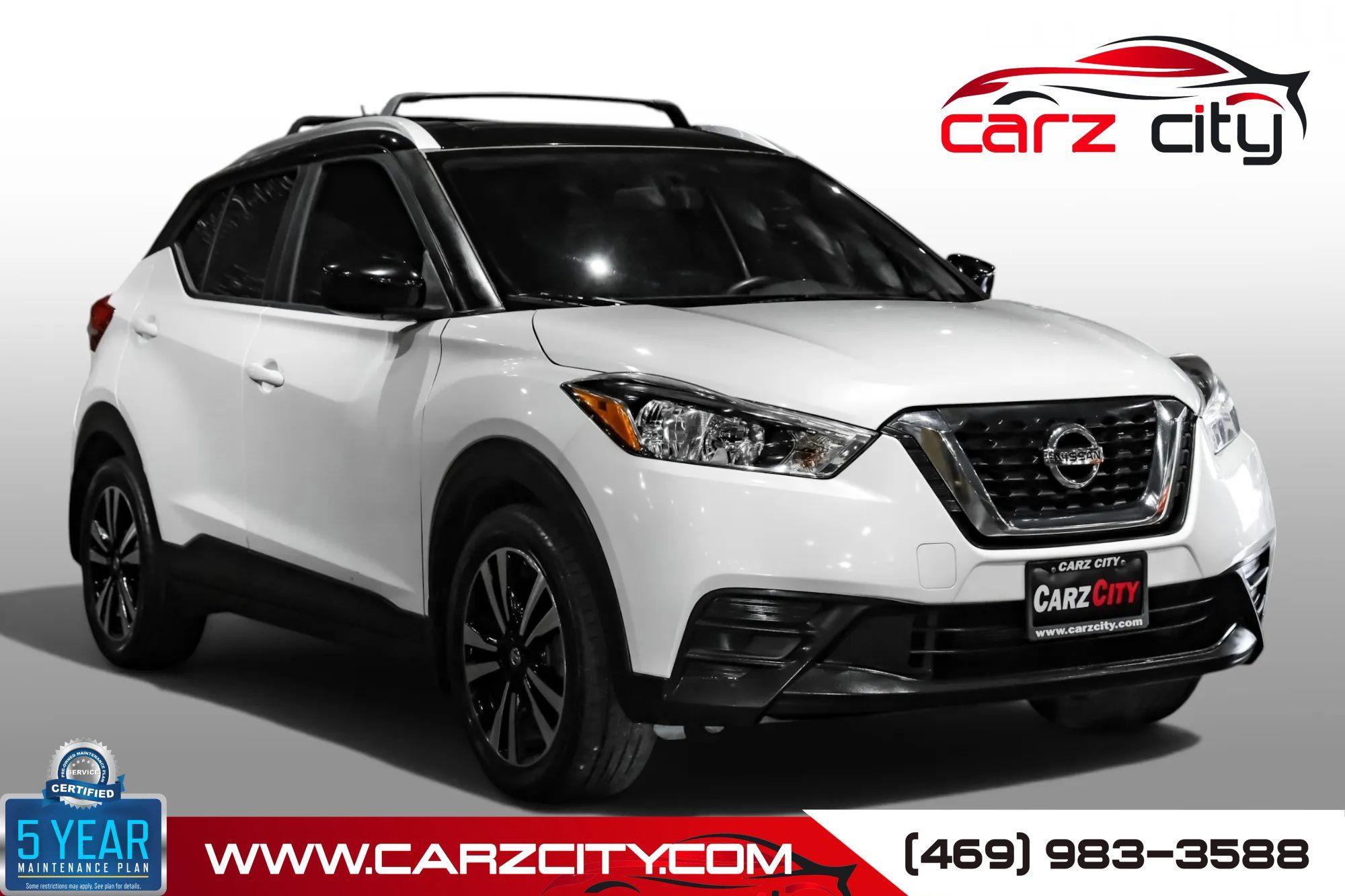 Used 2018 Nissan Kicks SV FWD image 1
