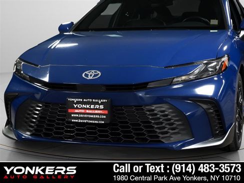 Used 2025 Toyota Camry SE image 22
