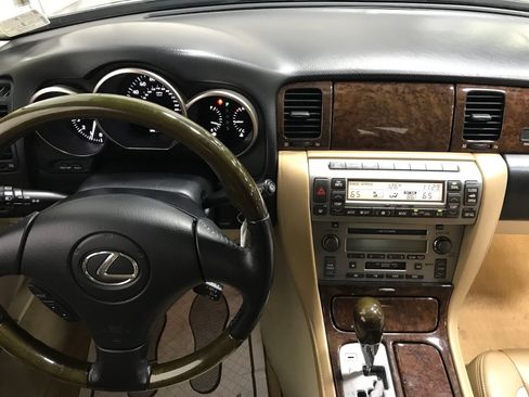 Used 2008 Lexus SC 430 Convertible RWD image 6