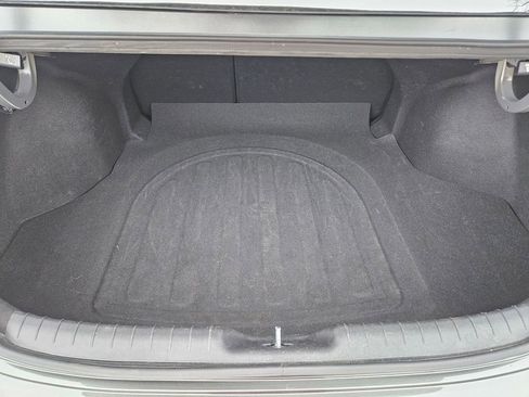 Used 2025 Hyundai Elantra SEL image 26