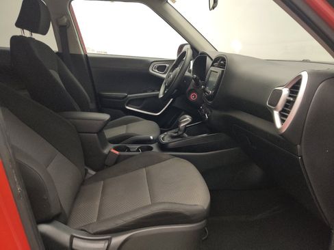 Used 2020 Kia Soul LX image 21