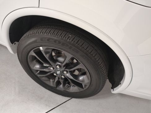 Used 2025 Dodge Durango GT AWD/4WD image 16