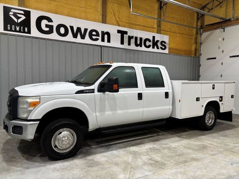 Used 2016 Ford F350 XL w/ Power Equipment Group image 4