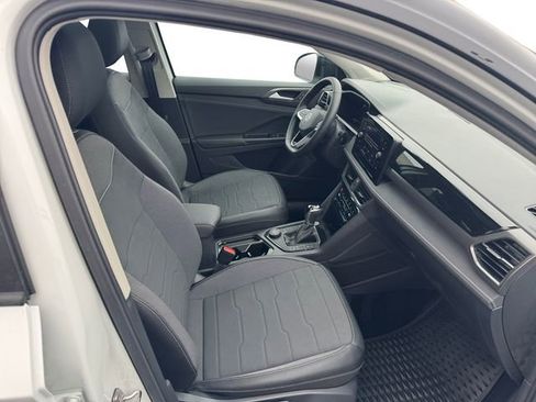 New 2026 Volkswagen Taos SE AWD/4WD image 21