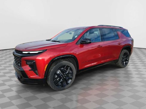 Used 2025 Chevrolet Traverse RS w/ LPO, Floor Liner Package AWD/4WD image 1