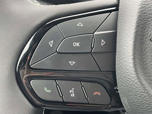 New 2026 Chrysler Pacifica Select image 11