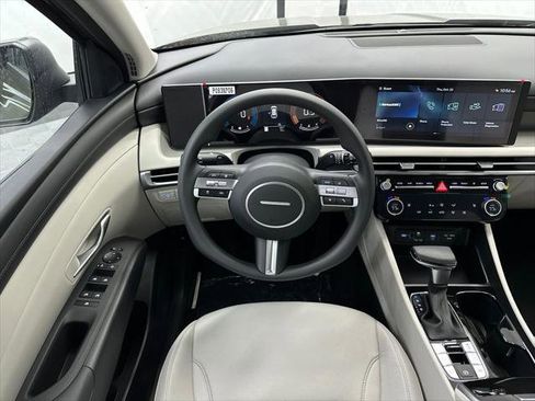 New 2026 Hyundai Tucson SEL image 24
