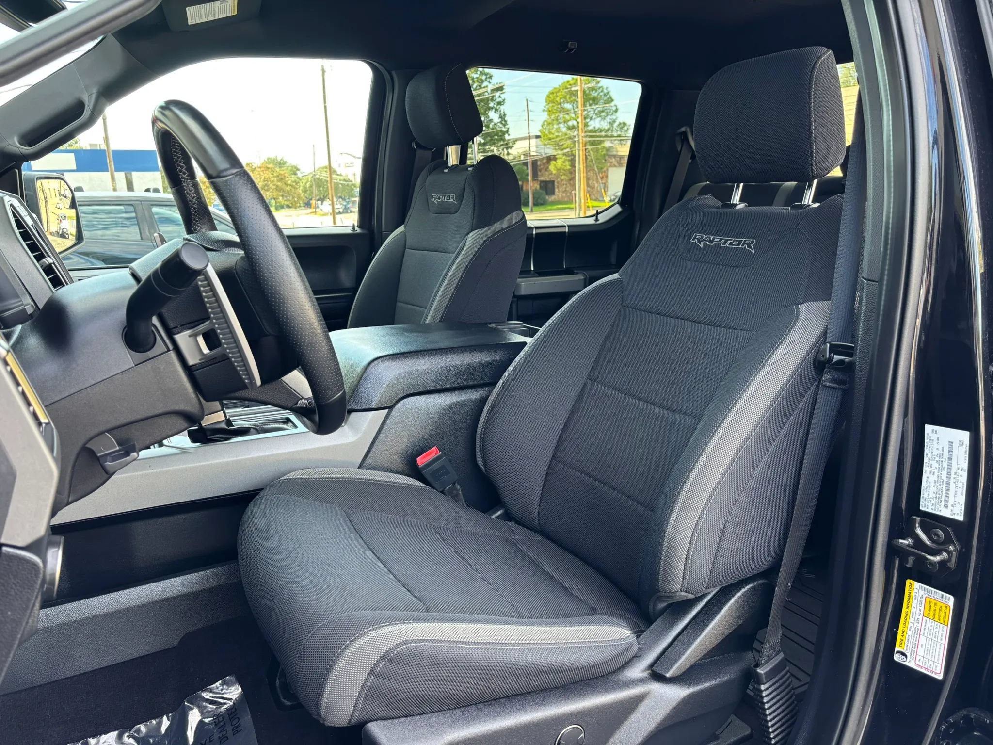 Used 2019 Ford F150 Raptor AWD/4WD image 16