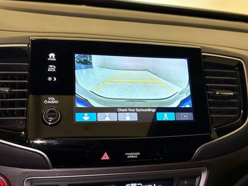 Certified 2022 Honda Passport TrailSport image 25