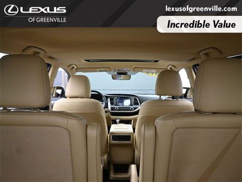 Used 2019 Toyota Highlander Limited image 32
