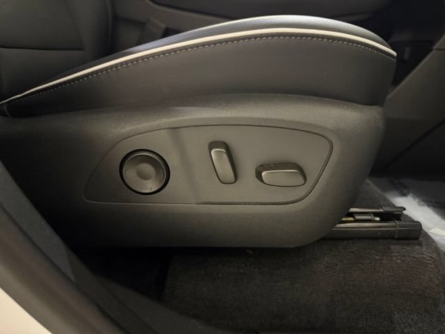 Certified 2026 Buick Enclave Preferred FWD image 33