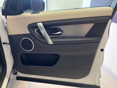 Used 2021 Land Rover Discovery Sport S image 33