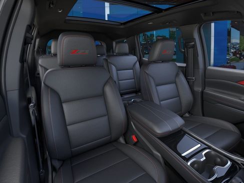 New 2026 Chevrolet Traverse Z71 w/ Enhanced Driving Package image 40