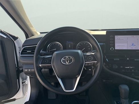 Used 2024 Toyota Camry LE image 18