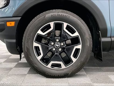 Used 2022 Ford Bronco Sport Outer Banks w/ Tech Package AWD/4WD image 9