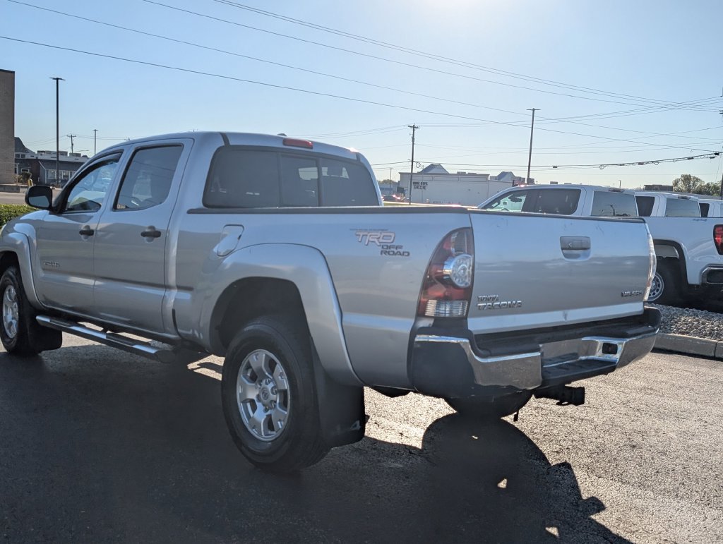 Used 2010 Toyota Tacoma 4x4 Double Cab image 5