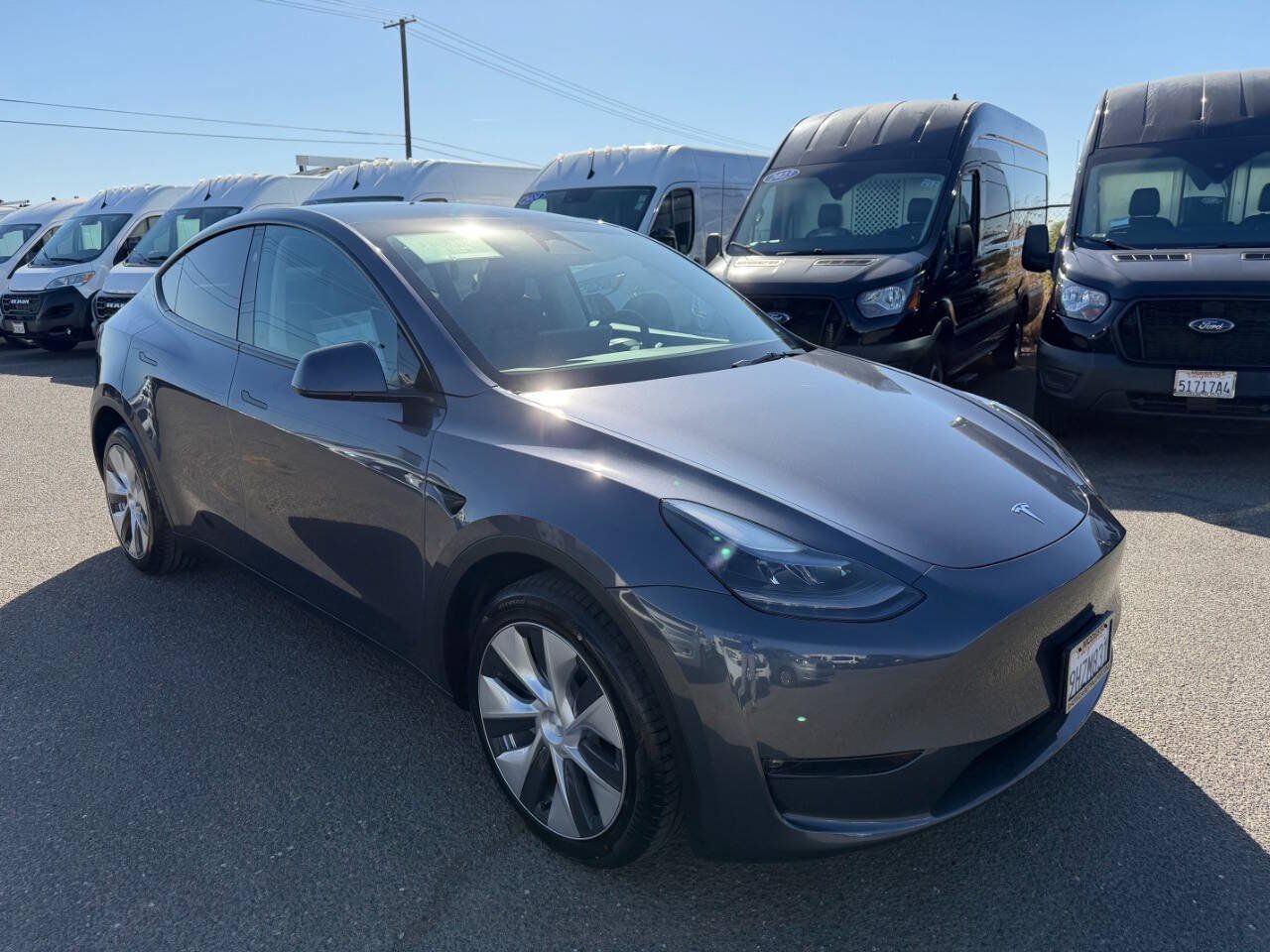 Used 2023 Tesla Model Y Long Range AWD/4WD image 2