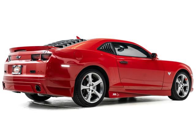 Used 2012 Chevrolet Camaro SS w/ RS Package RWD image 4