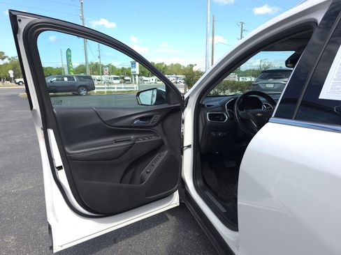 Used 2019 Chevrolet Equinox Premier FWD image 9