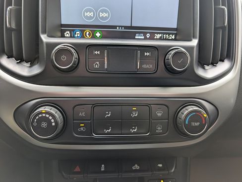 Used 2020 Chevrolet Colorado LT w/ Redline Special Edition image 26