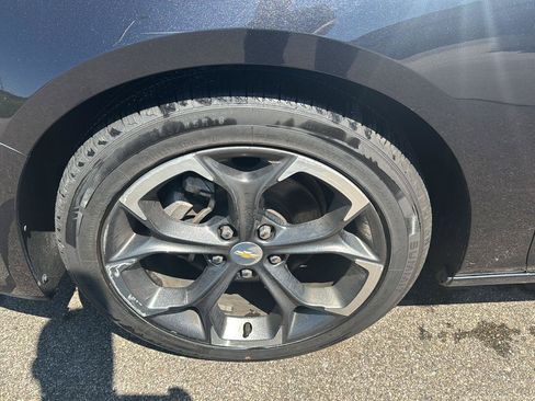 Used 2023 Chevrolet Malibu LT FWD image 9