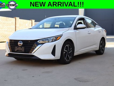 Used 2024 Nissan Sentra SV FWD image 1