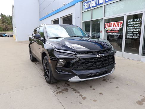 New 2026 Chevrolet Blazer LT w/ Midnight/Sport Edition AWD/4WD image 2