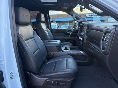 Used 2021 GMC Sierra 2500 Denali w/ Denali Ultimate Package AWD/4WD image 19