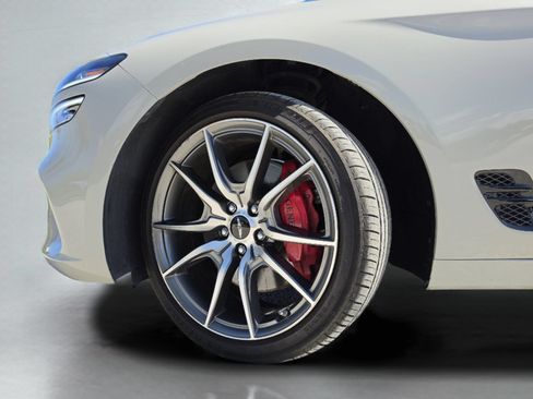 Used 2025 Genesis G70 2.5T RWD image 38