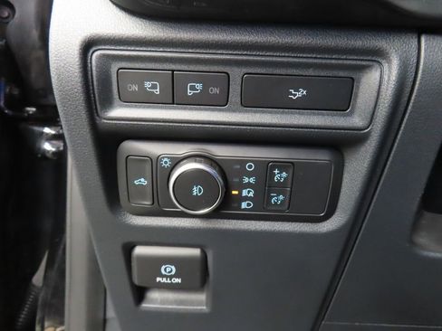 Used 2022 Ford F150 XLT w/ Equipment Group 302A High image 39