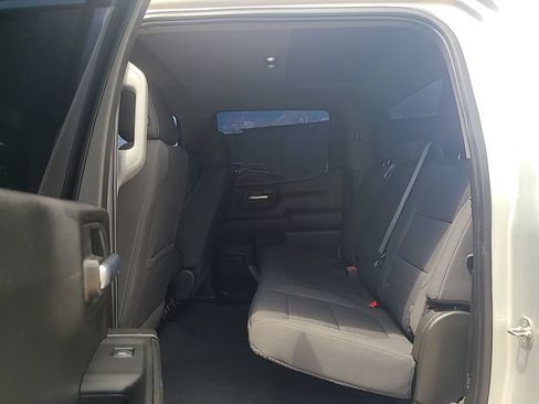 Used 2021 Chevrolet Silverado 1500 LT AWD/4WD image 24