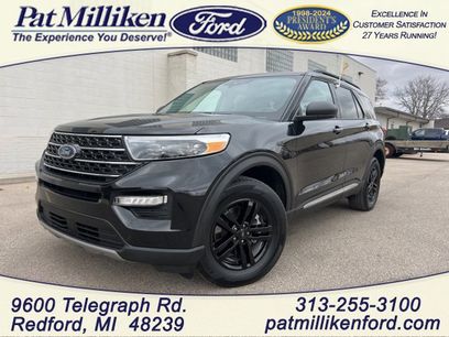 Certified 2022 Ford Explorer XLT w/ Equipment Group 202A