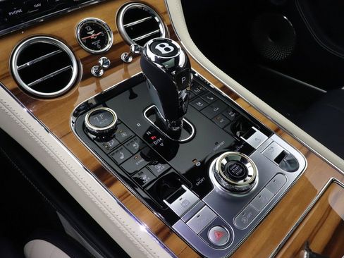 Used 2024 Bentley Continental GT S image 4