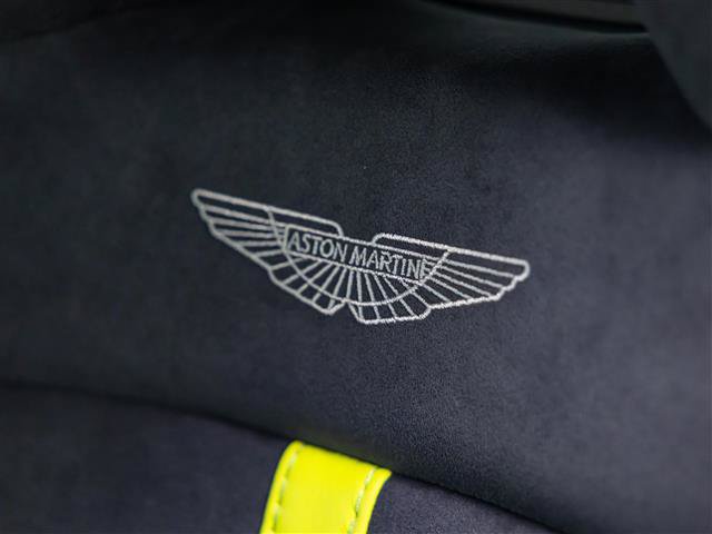 Used 2023 Aston Martin V8 Vantage Coupe RWD image 29