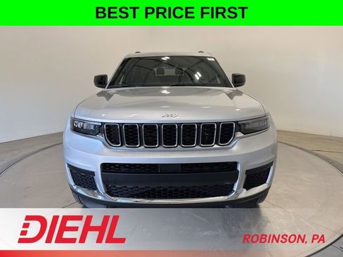 New 2026 Jeep Grand Cherokee L Laredo AWD/4WD image 2