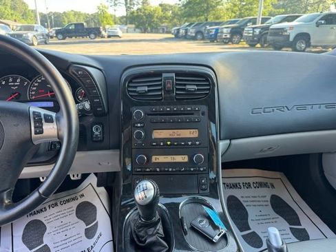 Used 2011 Chevrolet Corvette Grand Sport w/ Preferred Equipment Group RWD image 14