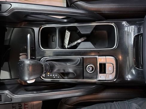 Used 2023 Kia Telluride S FWD image 24