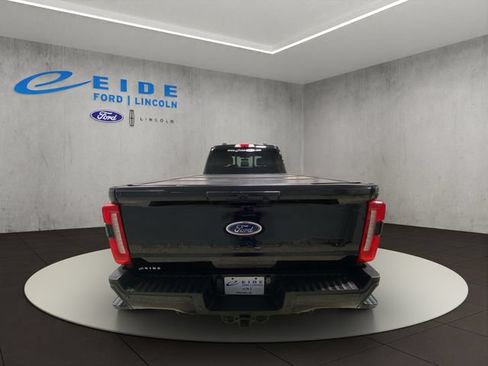 Used 2023 Ford F250 Lariat w/ Lariat Ultimate Package AWD/4WD image 9