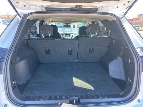 Used 2018 Chevrolet Equinox LT image 28