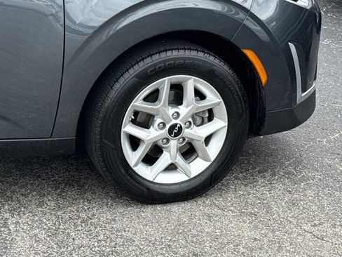 Used 2023 Kia Soul LX w/ Option Group 015 FWD image 5